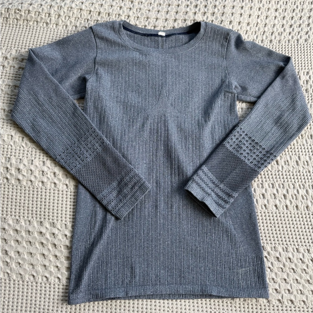 Alo long sleeve layer